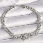 Pirinç Gümüş Renk Zirkon Taşlı Çiçek Figür Arpa Zincir Model Kadın Bileklik