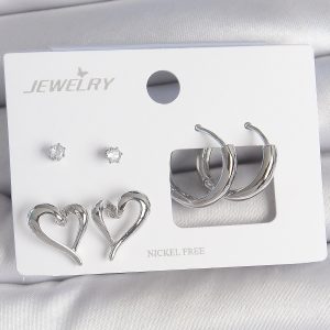 Pirinç Gümüş Renk Zirkon Taşlı Halka Model Kalp Detay 3 Çift Kadın Küpe Seti