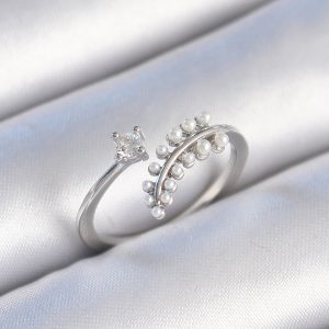 Pirinç Gümüş Renk Zirkon Taşlı İncili Yaprak Model Kadın Yüzük