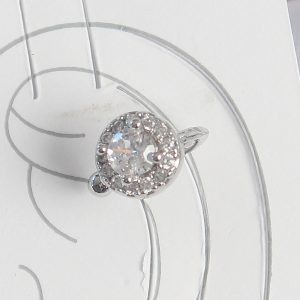 Pirinç Gümüş Renk Zirkon Taşlı Kadın Kıkırdak Model Küpe