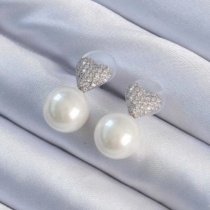 Pirinç Gümüş Renk Zirkon Taşlı Kalp Model İnci Tasarım Kadın Küpe