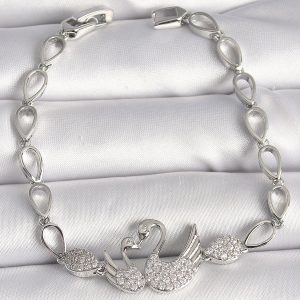 Pirinç Gümüş Renk Zirkon Taşlı Kuğu Figür Damla Zincir Model Kadın Bileklik