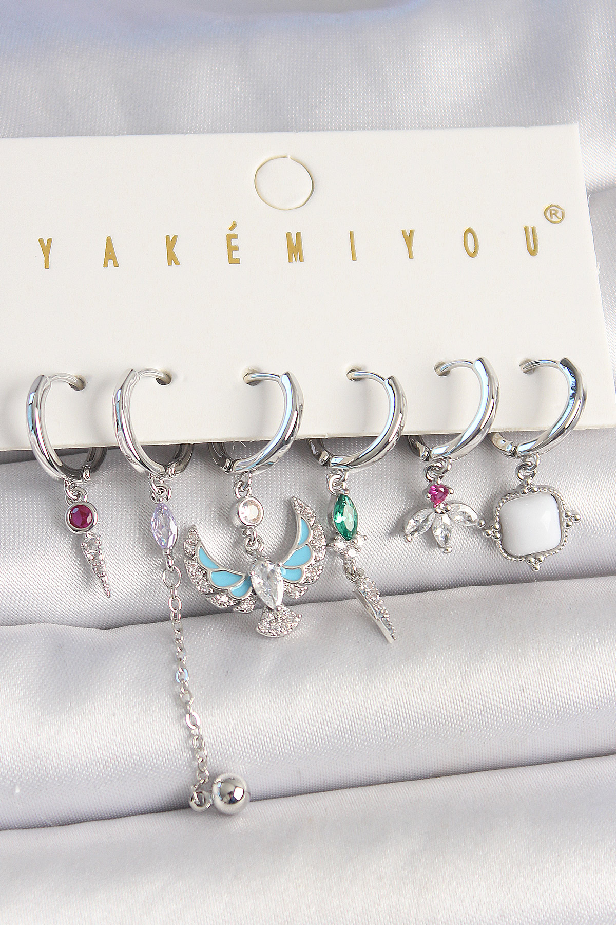 Pirinç Gümüş Renk Zirkon Taşlı Kuş Figür Çiçek Detay 6'Lı Kadın Kombin Küpe