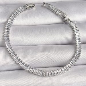 Pirinç Gümüş Renk Zirkon Taşlı Su Yolu Model Kadın Bileklik