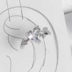 Pirinç Gümüş Renk Zirkon Taşlı Yıldız Model Kadın Kıkırdak Küpe