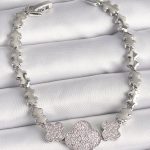 Pirinç Gümüş Renk Zirkon Taşlı Yonca Model Zincir Model Kadın Bileklik