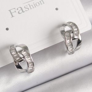 Pirinç Gümüş Renk Zirkon Taşlı Zincir Model Kadın Küpe