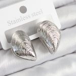 Pirinç İstiridye Model Gümüş Renk Kadın Küpe