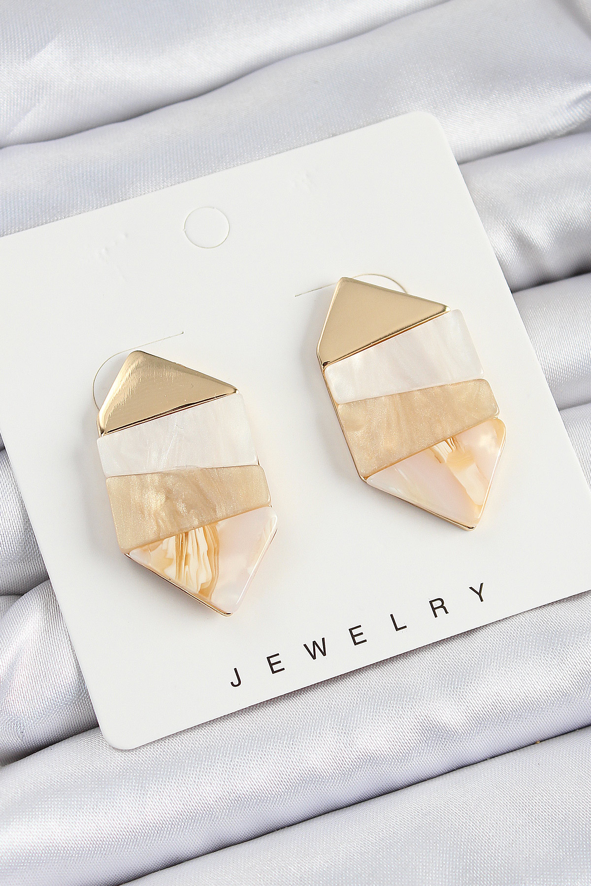 Pirinç Mermer Desenli Vintage Geometrik Model Gold Renk Kadın Küpe