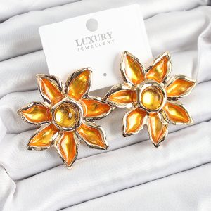 Pirinç Mineli Alevli Çiçek Model Gold Renk Kadın Küpe