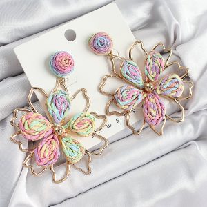 Pirinç Rainbow Çiçek Model Gold Renk Kadın Hasır Küpe