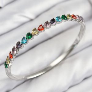 Pirinç Renkli Zirkon Taşlı Kalp Model Gümüş Renk Kadın Kelepçe