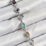 Pirinç Renkli Zirkon Taşlı Model Gümüş Renk 7 Element Kadın Y Kolye