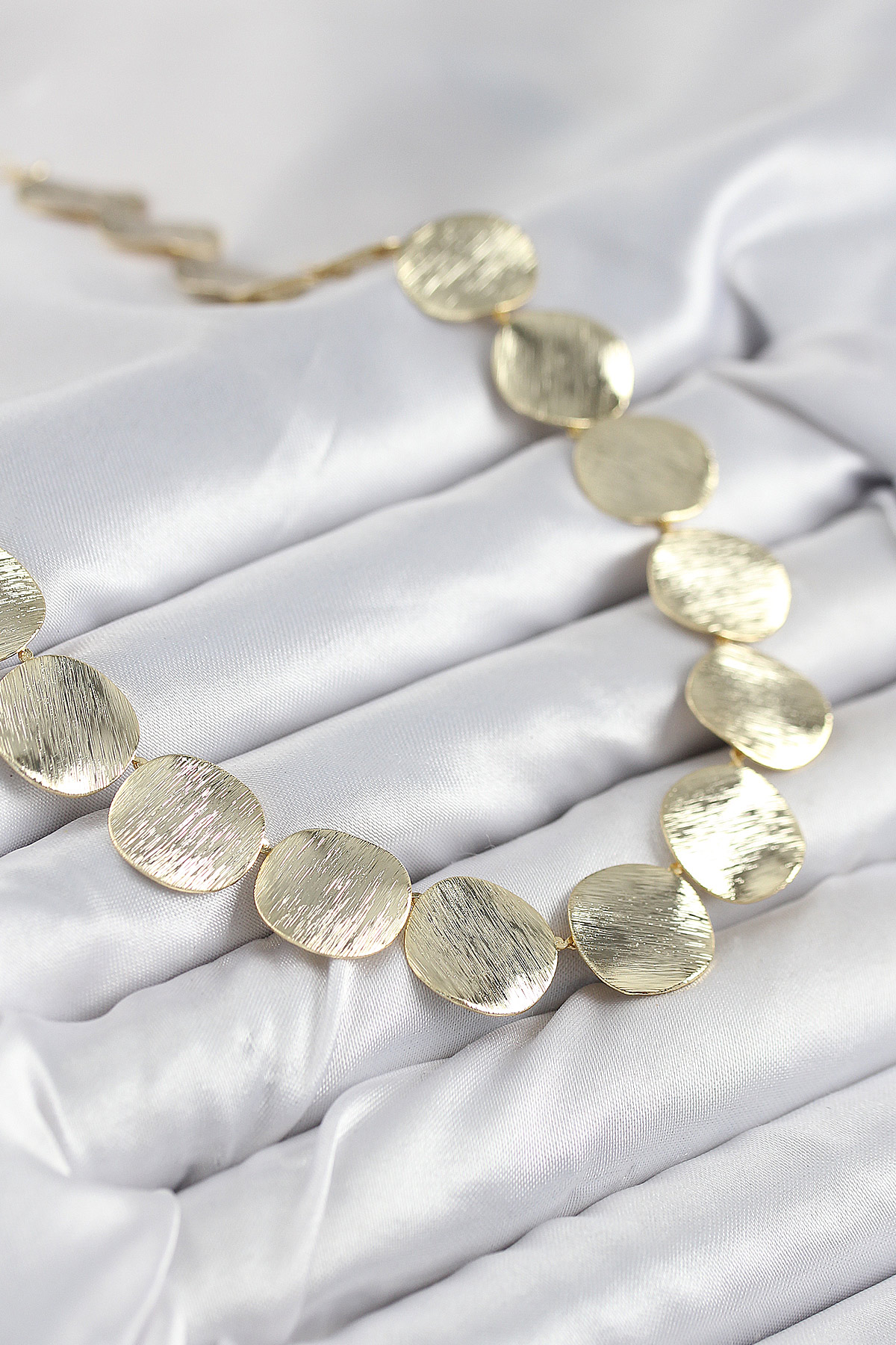 Pirinç Sıralı Para Model Gold Renk Kadın Kolye