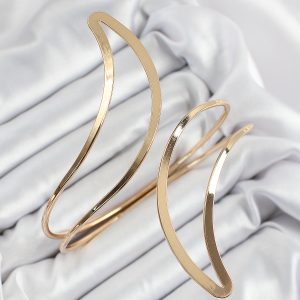 Pirinç Soyut Alev Desenli Gold Renk Kadın Pazu Bileklik