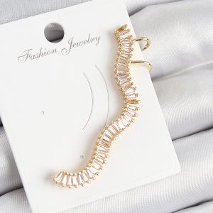 Pirinç Su Yolu Model Gold Renk Sağ Kıkırdak Küpe