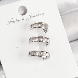 Pirinç Su Yolu Model Gümüş Renk Sağ Kıkırdak Küpe