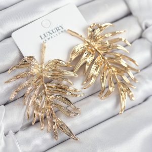 Pirinç Yaprak Model Gold Renk Kadın Küpe