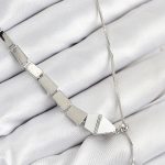 Pirinç Yılan Model Gümüş Renk Asansörlü Kadın Kolye