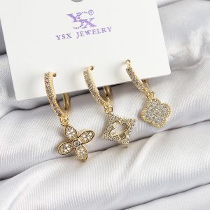 Pirinç Zİrkon Taşlı Yonca Model Gold Renk 3'lü Kadın Küpe