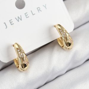 Pirinç Zirkon Taş Desenli Model Gold Renk Kadın Küpe