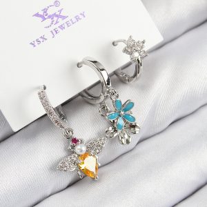 Pirinç Zirkon Taşlı 3'lü Arı Ve Çiçek Model Gümüş Renk Kadın Küpe