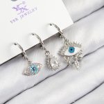 Pirinç Zirkon Taşlı 3'lü Fatma'nın Gözü Model Gümüş Renk Kadın Küpe