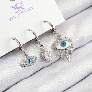 Pirinç Zirkon Taşlı 3'lü Fatma'nın Gözü Model Gümüş Renk Kadın Küpe