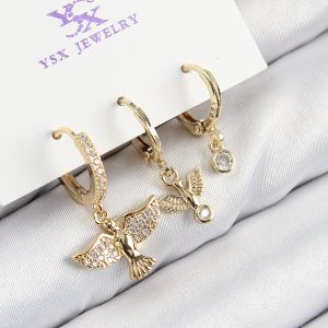 Pirinç Zirkon Taşlı 3'lü Kuş Model Gold Renk Kadın Küpe