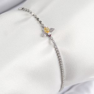 Pirinç Zirkon Taşlı Arı Model Ezme Zincir Gümüş Renk Kadın Bileklik