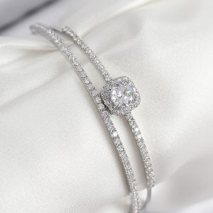 Pirinç Zirkon Taşlı Baget Model Gümüş Renk Kadın Bileklik