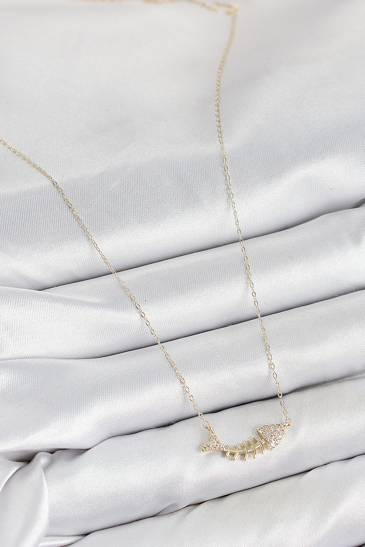 Pirinç Zirkon Taşlı Balık Kılçığı Model Gold Renk Kadın Kolye