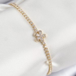 Pirinç Zirkon Taşlı Çiçek Model Gold Renk Kadın Bileklik