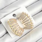 Pirinç Zirkon Taşlı Çoklu Görünümlü Model Gold Renk Kadın Küpe