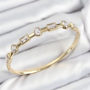 Pirinç Zirkon Taşlı Geometrik Model Model Gold Renk Kadın Kelepçe