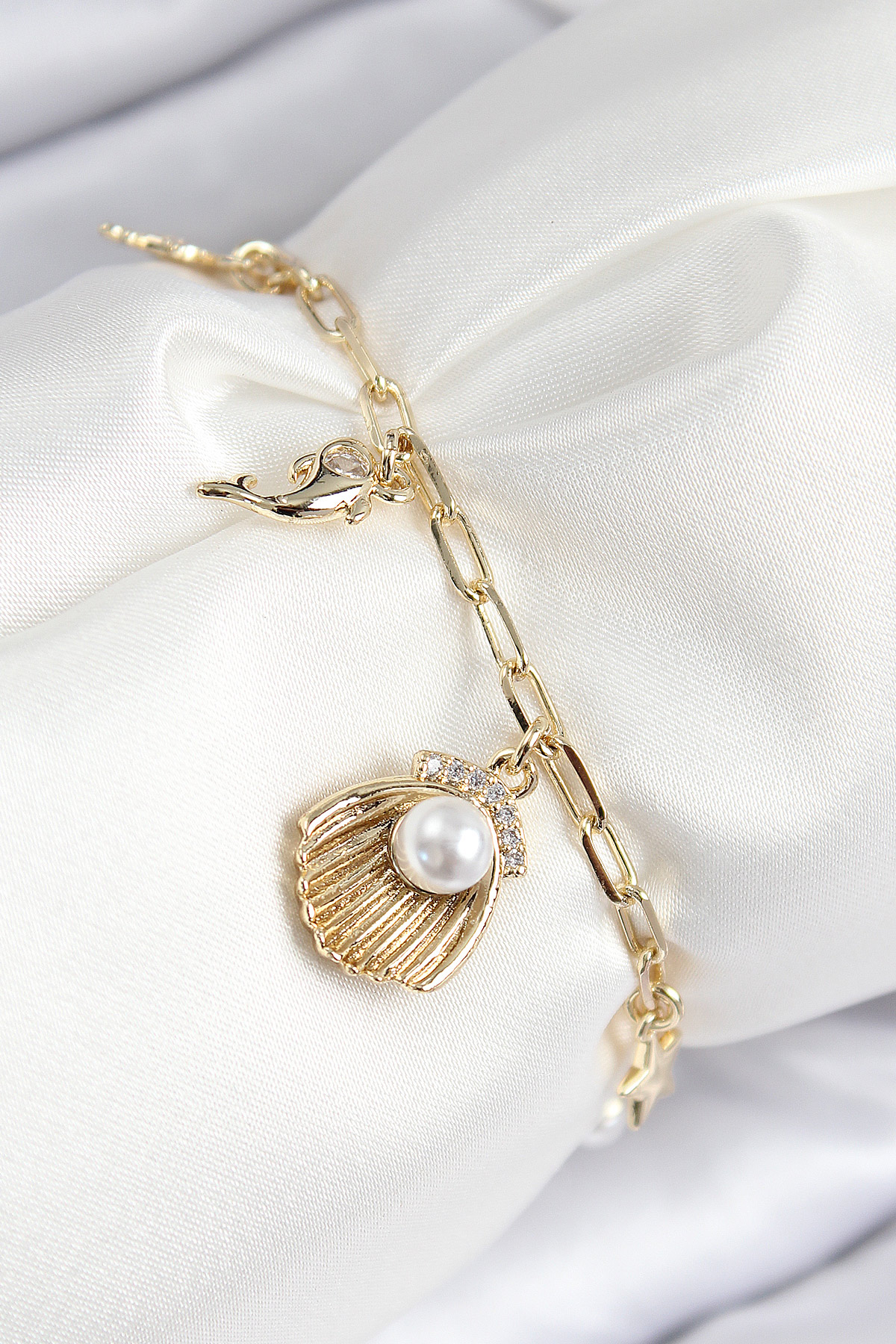 Pirinç Zirkon Taşlı İncili İstiridye Model Gold Renk Kadın Bileklik