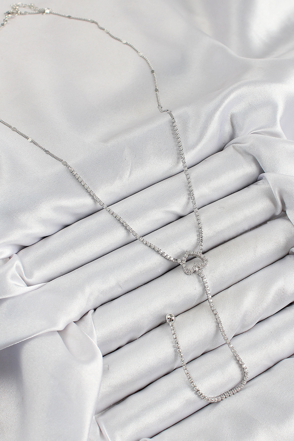 Pirinç Zirkon Taşlı Kalp Model Gümüş Renk Y Kolye