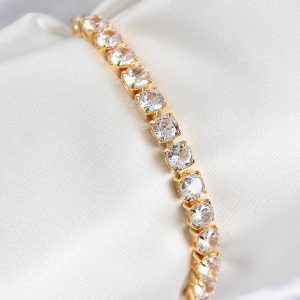 Pirinç Zirkon Taşlı Kare Model Gold Renk Asansörlü Kadın Bileklik