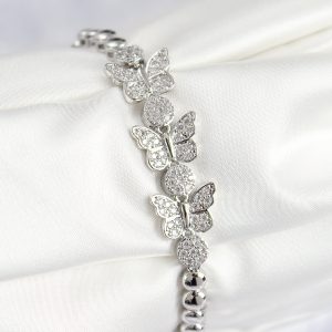 Pirinç Zirkon Taşlı Kelebek Model Gümüş Renk Kadın Bileklik