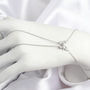 Pirinç Zirkon Taşlı Kelebek Model Gümüş Renk Şahmeran