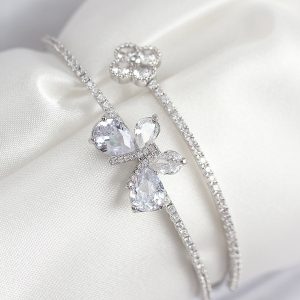 Pirinç Zirkon Taşlı Kelebek Ve Yonca Model Gümüş Renk Kadın Bileklik