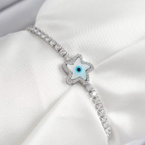 Pirinç Zirkon Taşlı Nazar Yıldız Model Gümüş Renk Asansörlü Kadın Bileklik