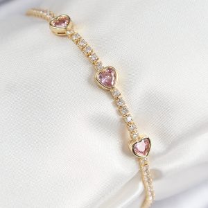 Pirinç Zirkon Taşlı Pembe Kalp Model Gold Renk Kadın Bileklik