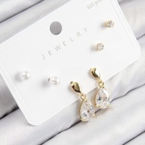 Pirinç Zirkon Taşlı Sallantılı Damla Model Gold Renk 925 Ayar Gümüş Çivi Kadın Küpe Set