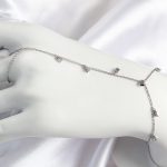 Pirinç Zirkon Taşlı Sallantılı Model Gümüş Renk Kadın Şahmeran