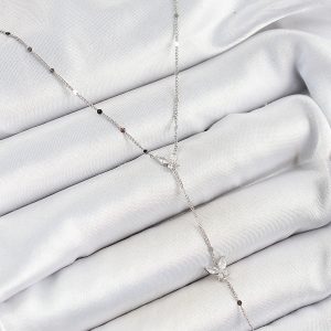 Pirinç Zirkon Taşlı Sıralı Kelebek Figürlü Y Model Gümüş Renk Kadın Kolye