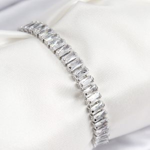 Pirinç Zirkon Taşlı Su Yolu Model Gümüş Renk Asansörlü Kadın Bileklik