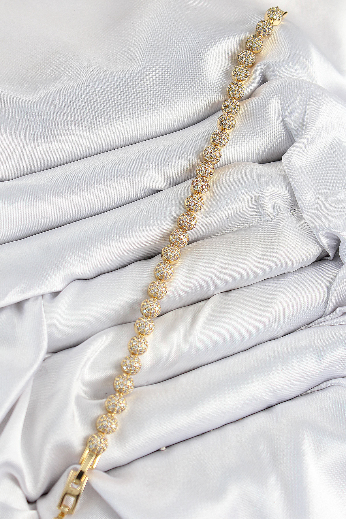 Pirinç Zirkon Taşlı Yarım Topcuk Model Gold Renk VIP Seri Kadın Bileklik