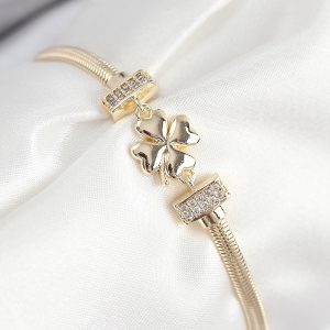 Pirinç Zirkon Taşlı Yonca Model Gold Renk Kadın Bileklik