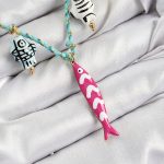 Seramik Motifli Pembe Balık Figürlü Model Mavi İp Kadın Kolye